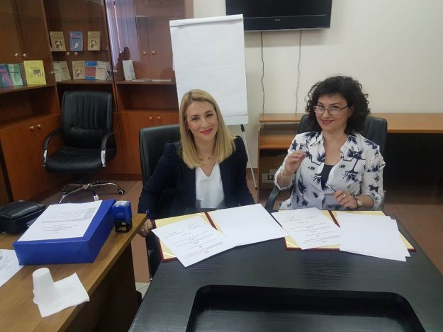 Instituti Pedagogjik i Kosovës dhe Instituti i Zhvillimit të Arsimit në Shqipëri nënshkruan marrëveshje bashkëpunimi. Instituti Pedagogjik i Kosovës Lajme